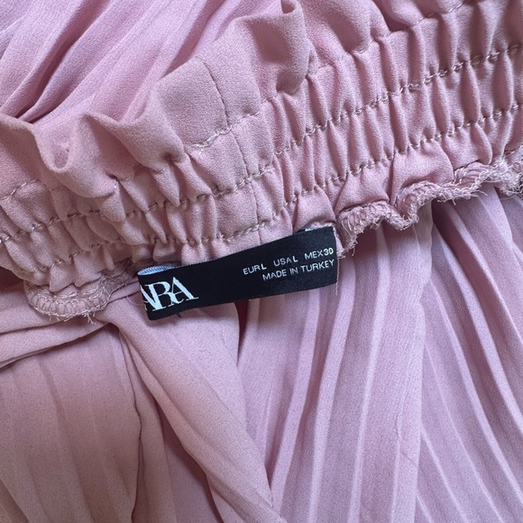ZARA | Pink blush pleated skort size large fits med - Picture 6 of 7